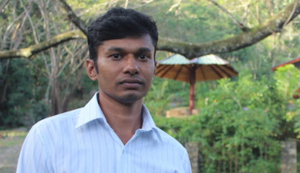 Farmer-Sri-LankaIpnIVPBlOiEHg